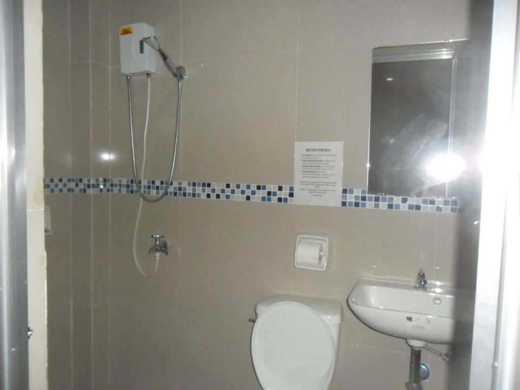 Bnt Inn Lapu-Lapu City Room photo